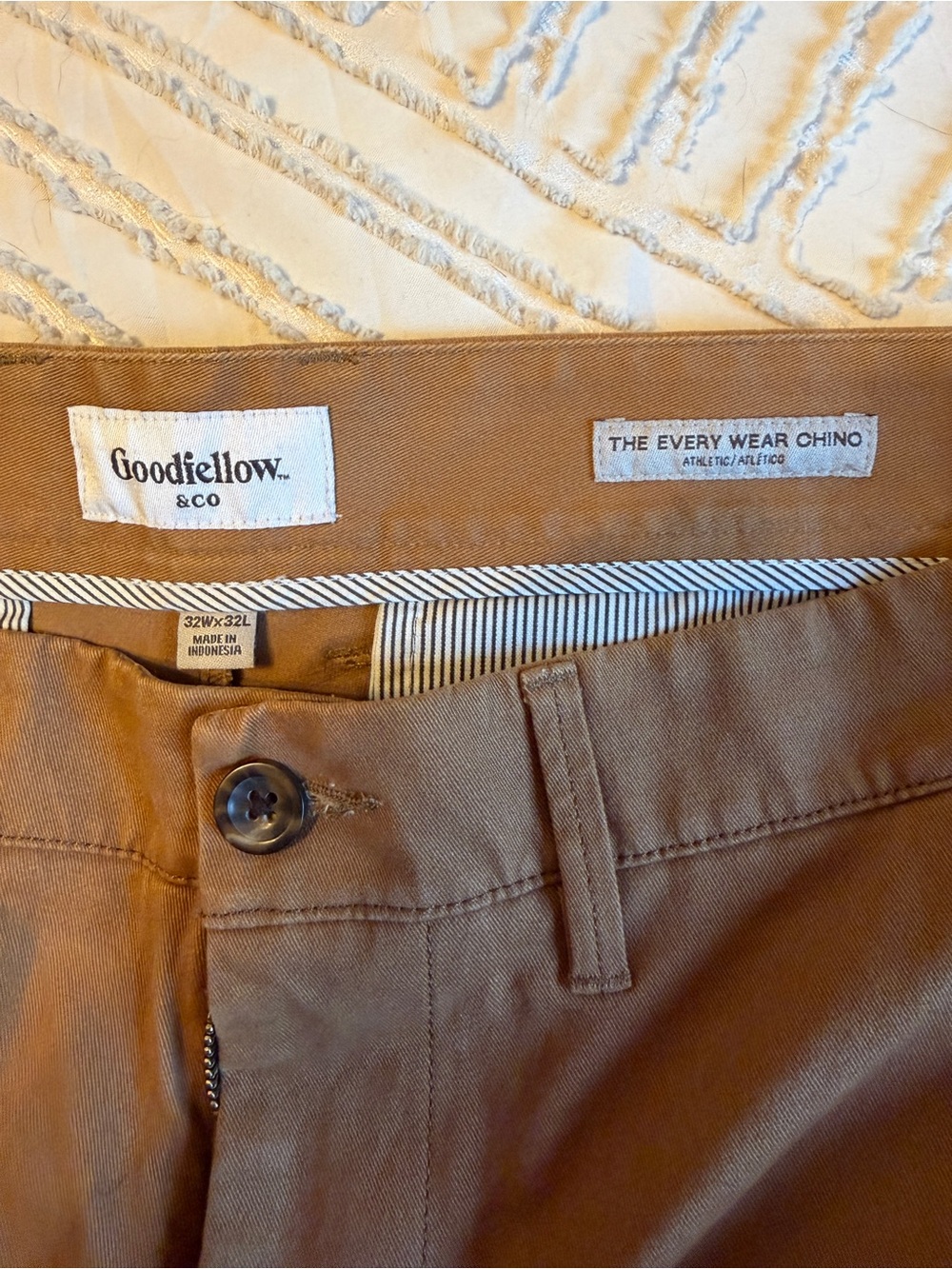 Goodfellow & Co. Everywear Chino - Size 32 x 32 - Picture 3 of 3